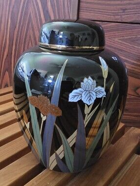 Otagiri/Japanese ceramic vase/ 1980s/ginger Jar With Golden Iris